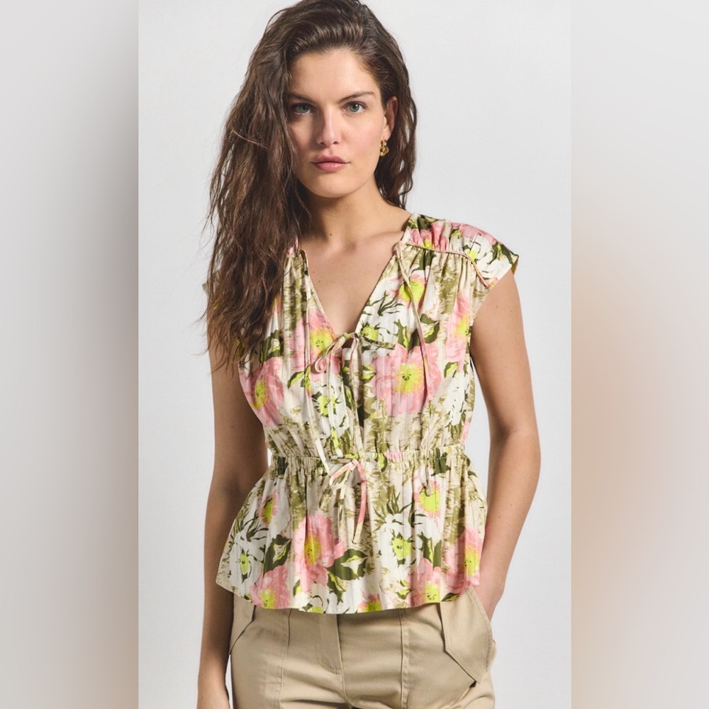 10 Crosby Derek Lam Pink and Olive Floral Cap-Sleeve Blouse Size S